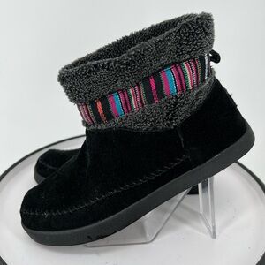 BOB’S‎ SKETCHERS BLACK LEATHER FAUX FUR LINED BOOTIES